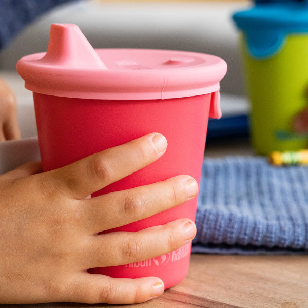 kid-s-cup-sippy-lid-2-pack-v8 10oz_kids_cup_straw_closeup_sippy_square.jpg