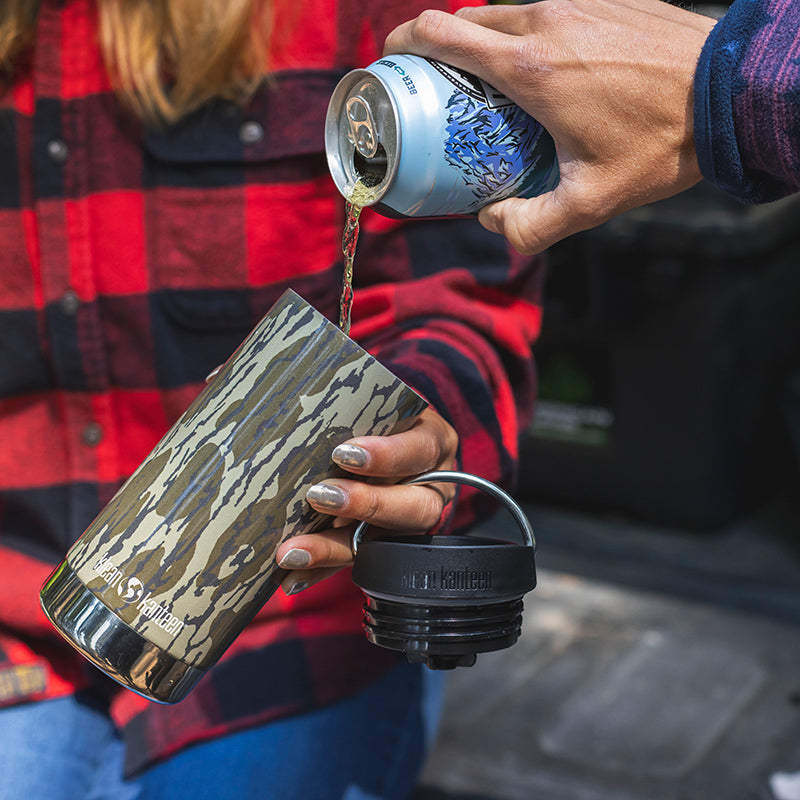 12oz-tkwide-with-cafe-cap-mossy-oak-s4 12oz_tumbler_mossyoak_bottomlands_beer_pour_square.jpg