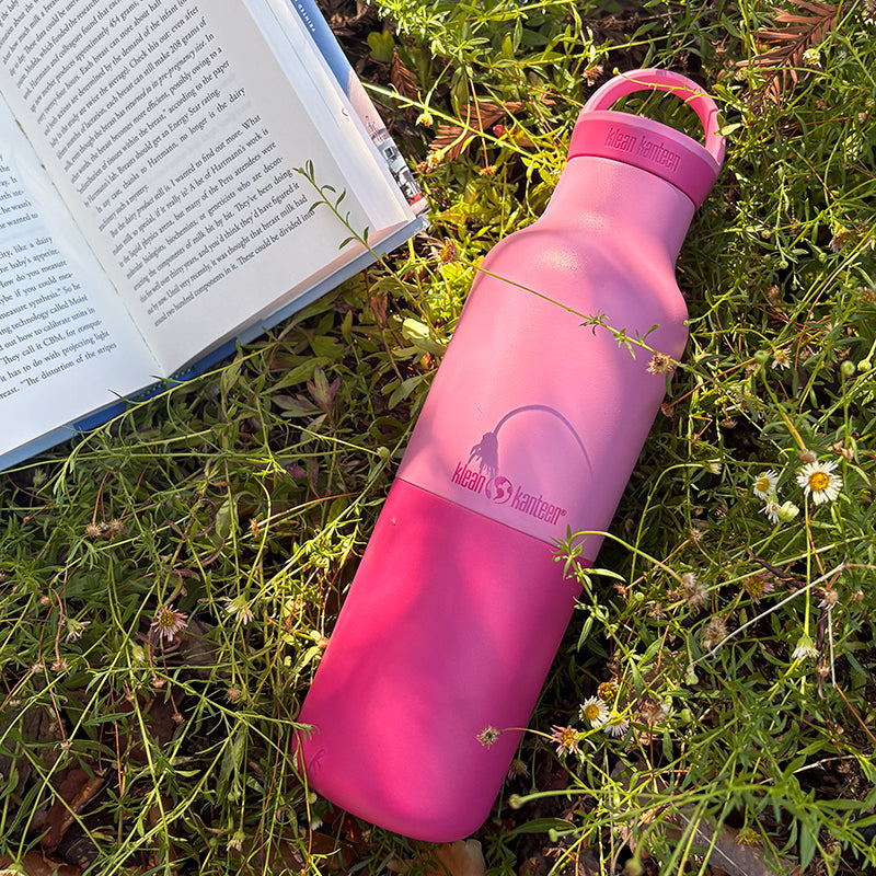 20oz-rise-classic-with-arch-loop-cap-x0 20oz_rise_classic_insulated_bottle_cashmere_rose_grass_book_square.jpg