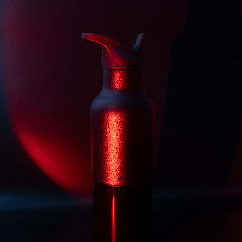 20oz-rise-classic-may-the-4th-m7 20oz_rise_classic_may_the_fourth_starwars_black_bottle_redglow_square.jpg