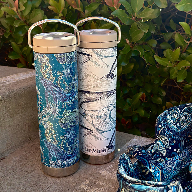 20oz-tkwide-with-twist-cap-ocean-day-j0 20oz_tkwide_bottle_seasonal_ocean_day_both_bag_step_square.jpg