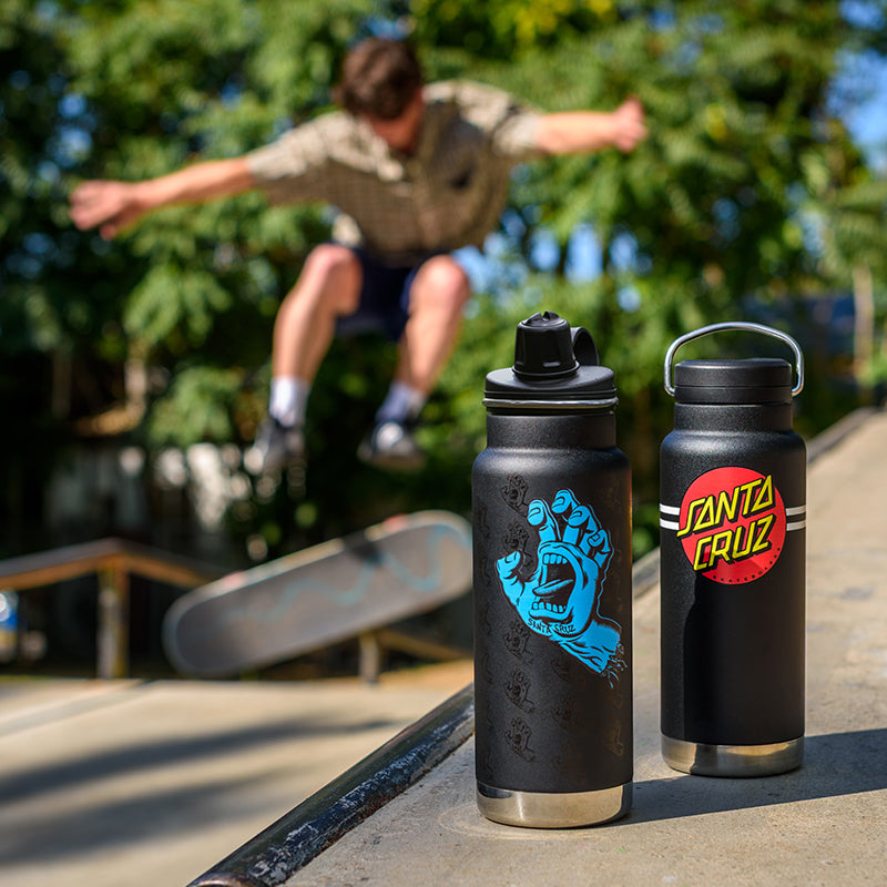 32oz-tkwide-with-twist-cap-santa-cruz-v1 32oz_20oz_water_bottles_santacruz_skater_ramp_square.jpg