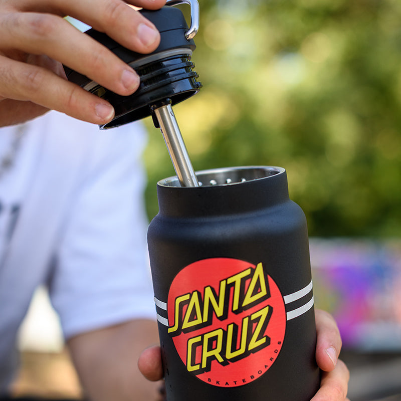 32oz-tkwide-with-twist-cap-santa-cruz-v1 32oz_tkwide_twist_water_bottle_santacruz_dot_lidoff_square.jpg