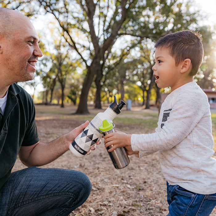 classic-kid-sippy-cap-u6 K12CNSIPPY-BS-sippy_cap_dad_lifestyle.jpg