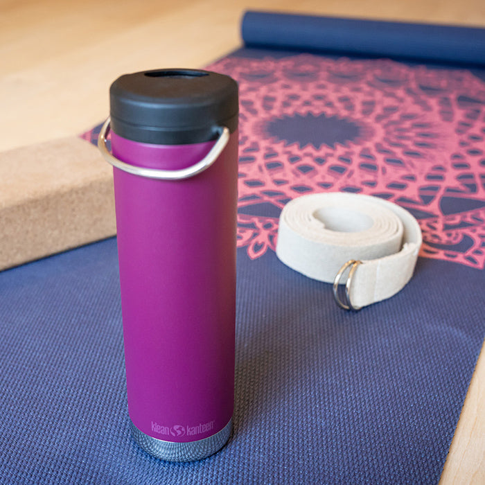 tkwide-twist-cap-with-straw-kit-w0 K20TKWPT-PP-T-TWIST-yoga_bottle_closed_lifestyle_a5ac6535-9c60-42bb-86fe-b94b5cef2b68.jpg