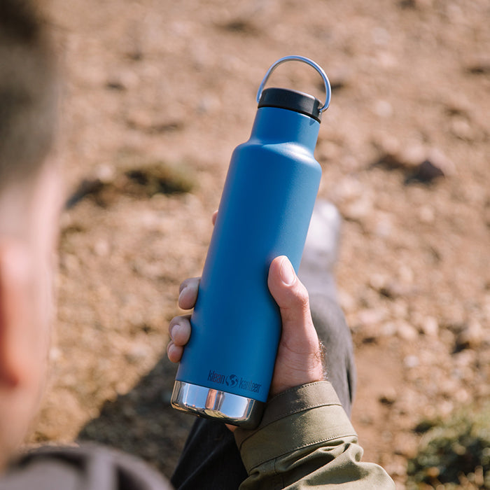 classic-loop-cap-e7 K20VCNPPL-RT-bottle_loop_cap_blue_lifestyle.jpg