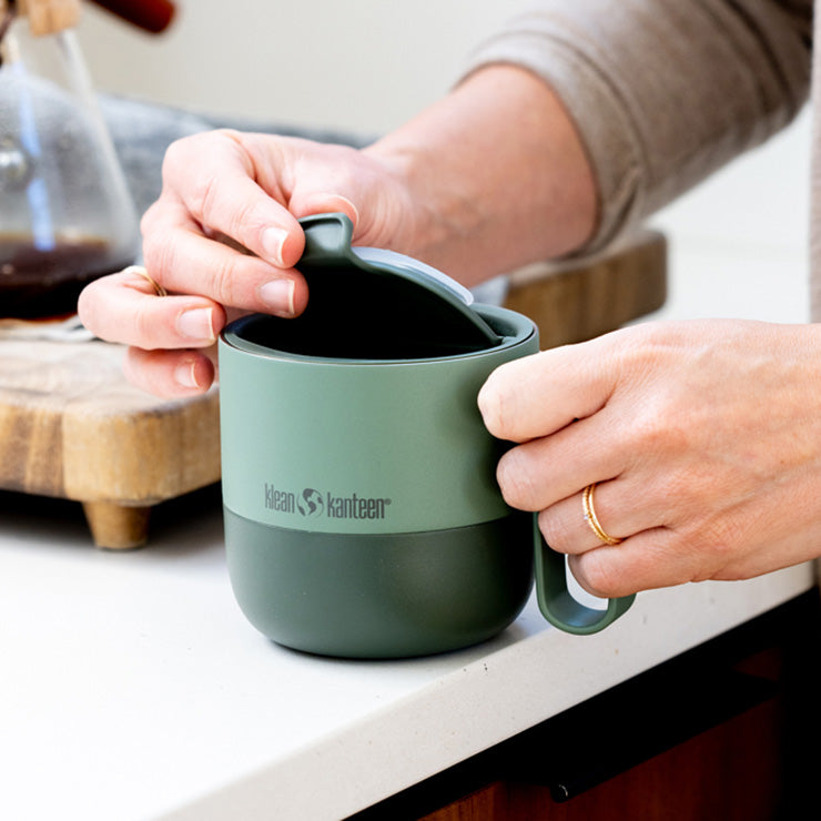 flip-lid-f1 rise_flip_lid_large_coffee_mug.jpg