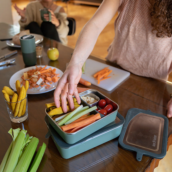 55oz-rise-food-box-big-meal-j0 rise_food_lunch_box_big_meal_veggie_dividers_square.jpg