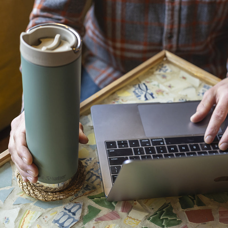 20oz-tkwide-with-cafe-cap-l7 tkwide_20oz_insulated_tumbler_cafe_laptop_closeup_square.jpg
