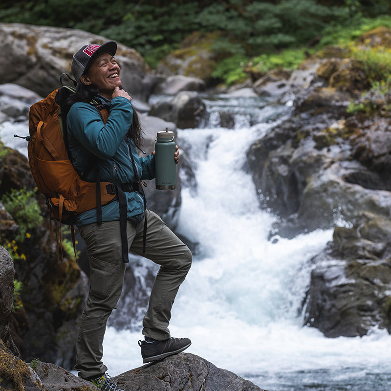 32oz-tkwide-with-twist-cap-y6 tkwide_32oz_insulated_bottle_twist_backpack_river_guy_square.jpg